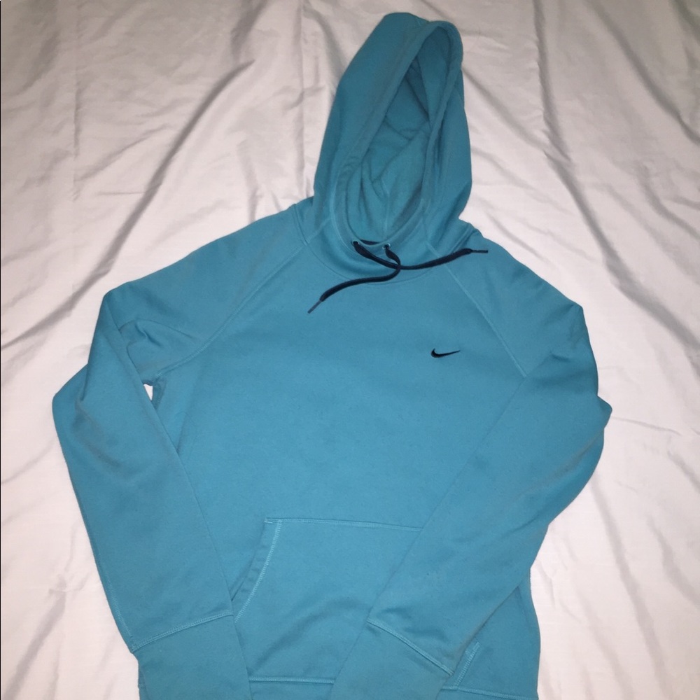 Nike therma-fit hoodie